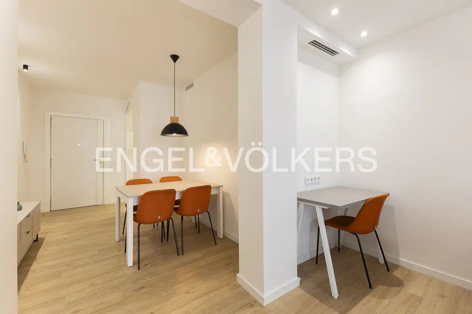 Dining room of Flat for rent in Valencia  with Air Conditioner, Heating and Terrace