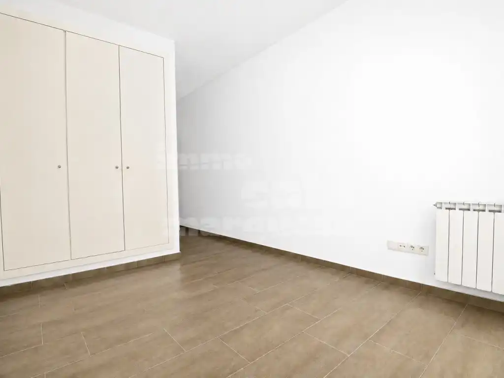 Apartment with lift for sale in Calle Santa Marta, imagen 8