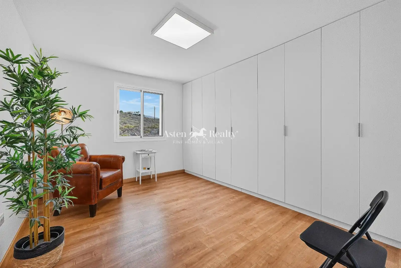 Bedroom of Houses for sale in La Camella