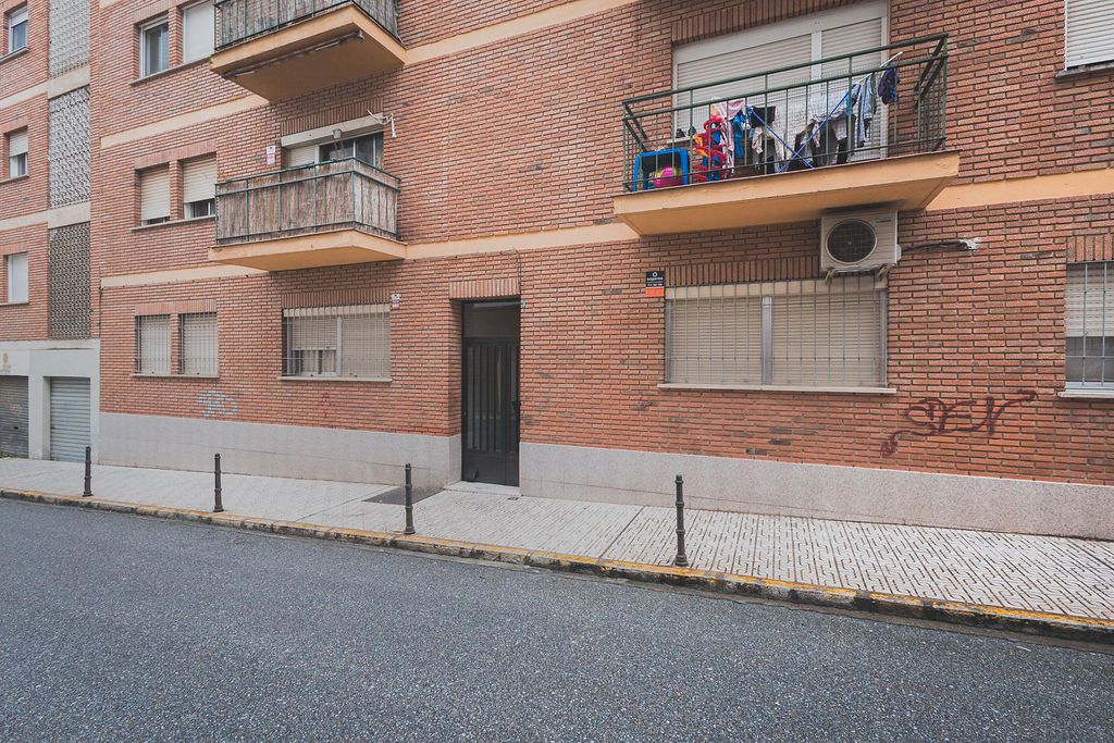 Vista exterior de Piso en venta en Badajoz Capital