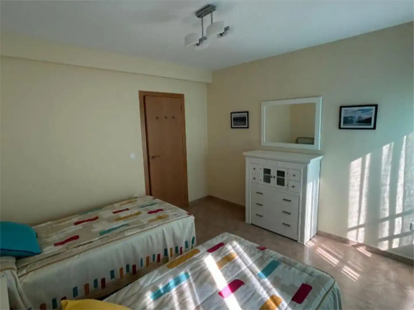 Dormitori de Apartament de lloguer en Tavernes de la Valldigna