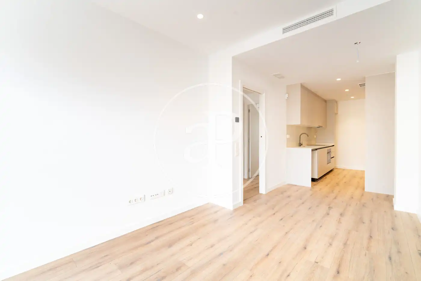 Vista exterior de Piso de alquiler en Barcelona con Aire acondicionado, Calefacción y Trastero