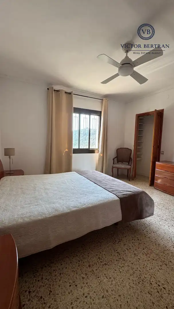 Habitación de Casa adosada en venta en Sant Cebrià de Vallalta con Aire acondicionado, Calefacción y Jardín privado