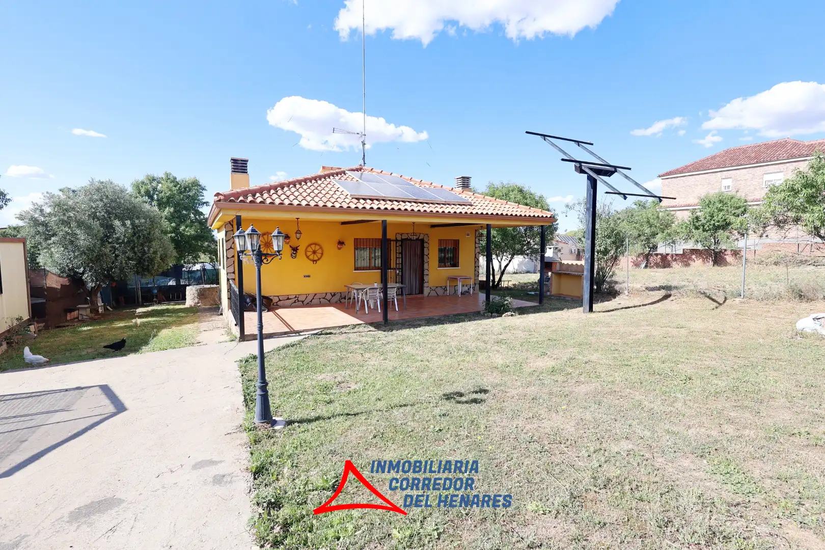 Garden of Country homes for sale in Mejorada del Campo  with Heating, Private garden and Furnished