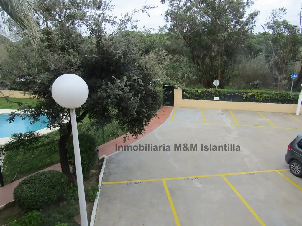 Parking de Apartamento en venta en Islantilla con Terraza, Trastero y Amueblado
