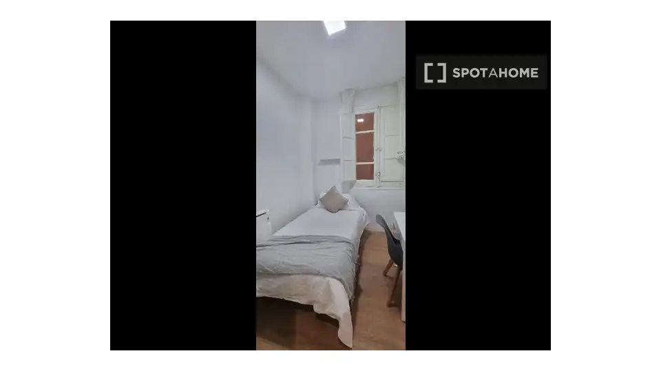 Habitación de Piso para compartir en Madrid con Aire acondicionado, Calefacción y Terraza