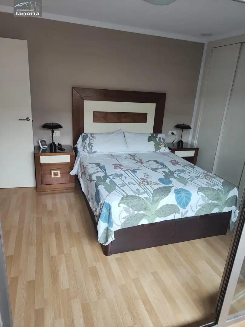 Habitación de Casa adosada en venta en Albacete con Aire acondicionado, Calefacción y Terraza