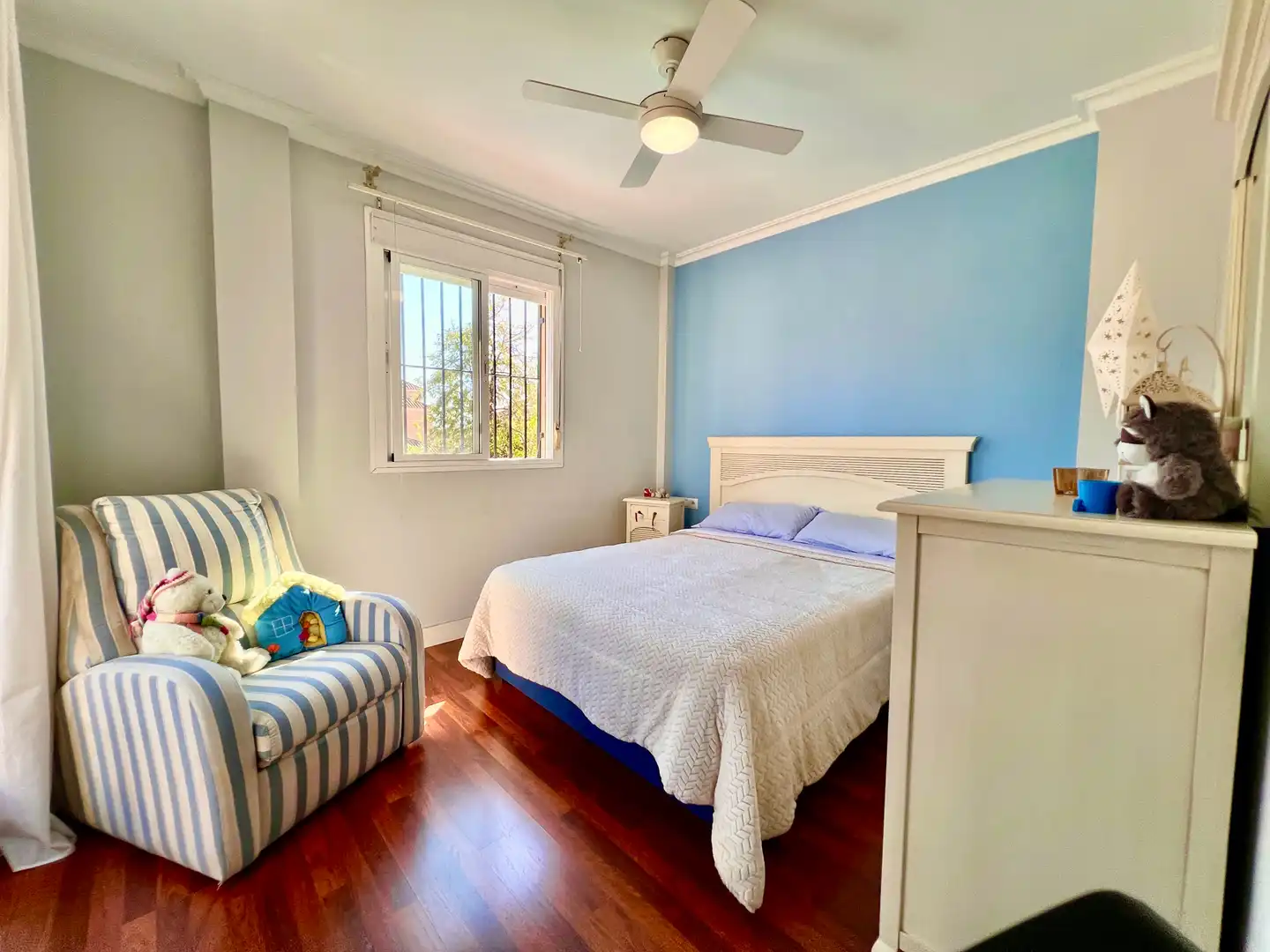 Habitación de Casa o chalet en venta en Espartinas con Aire acondicionado, Jardín privado y Terraza