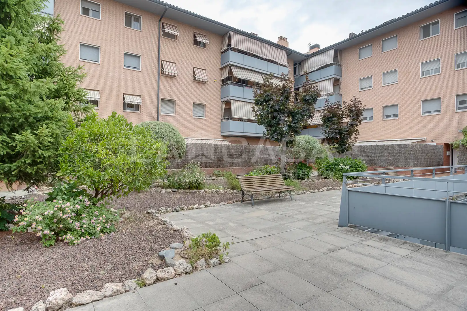 Vista exterior de Pis en venda en Canovelles amb Aire condicionat, Calefacció i Parquet