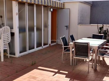 Àtic amb piscina de lloguer a Carrer Jaume I 8