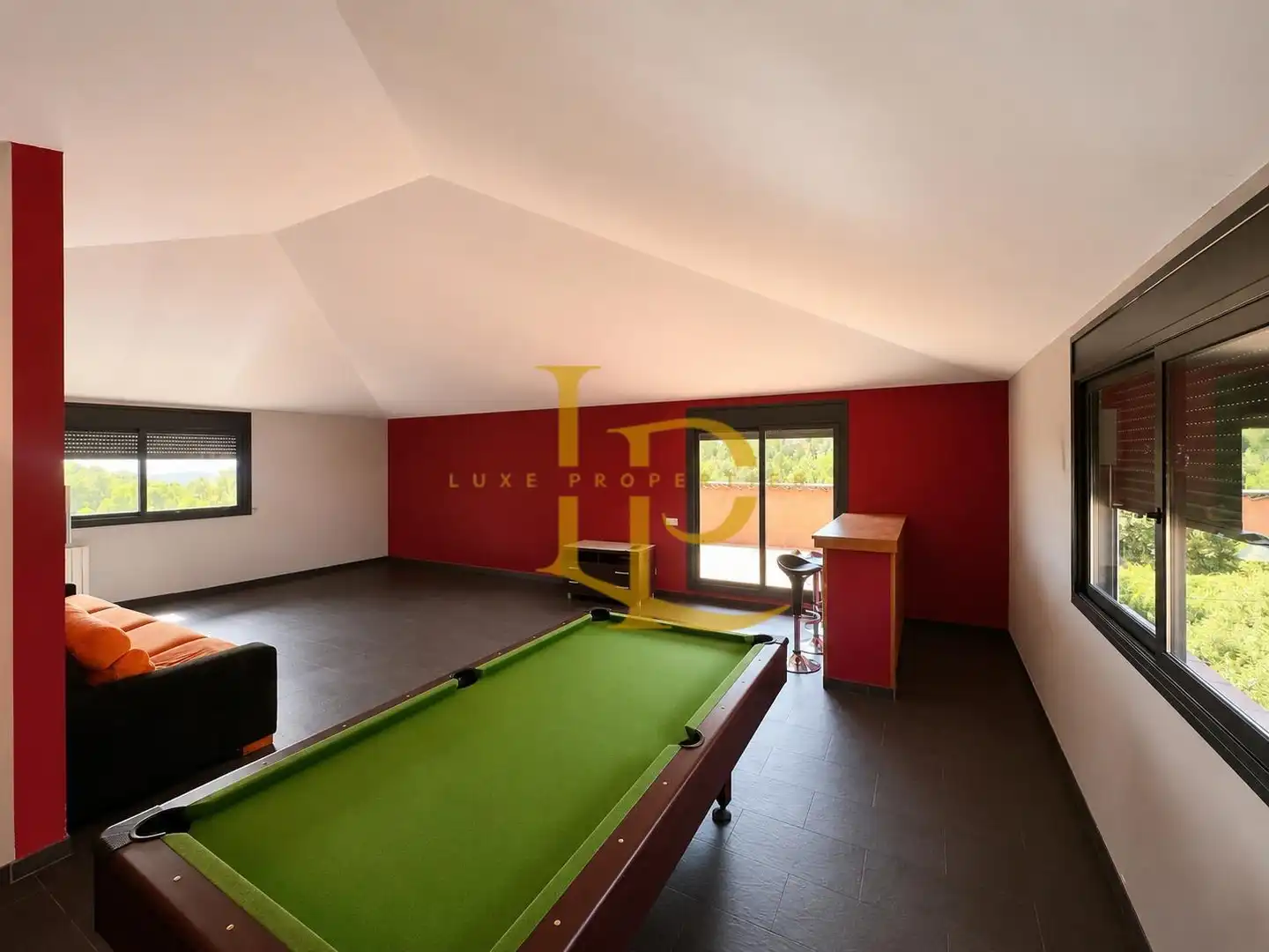 Houses for sale in Rubí  with Air Conditioner, Heating and Private garden