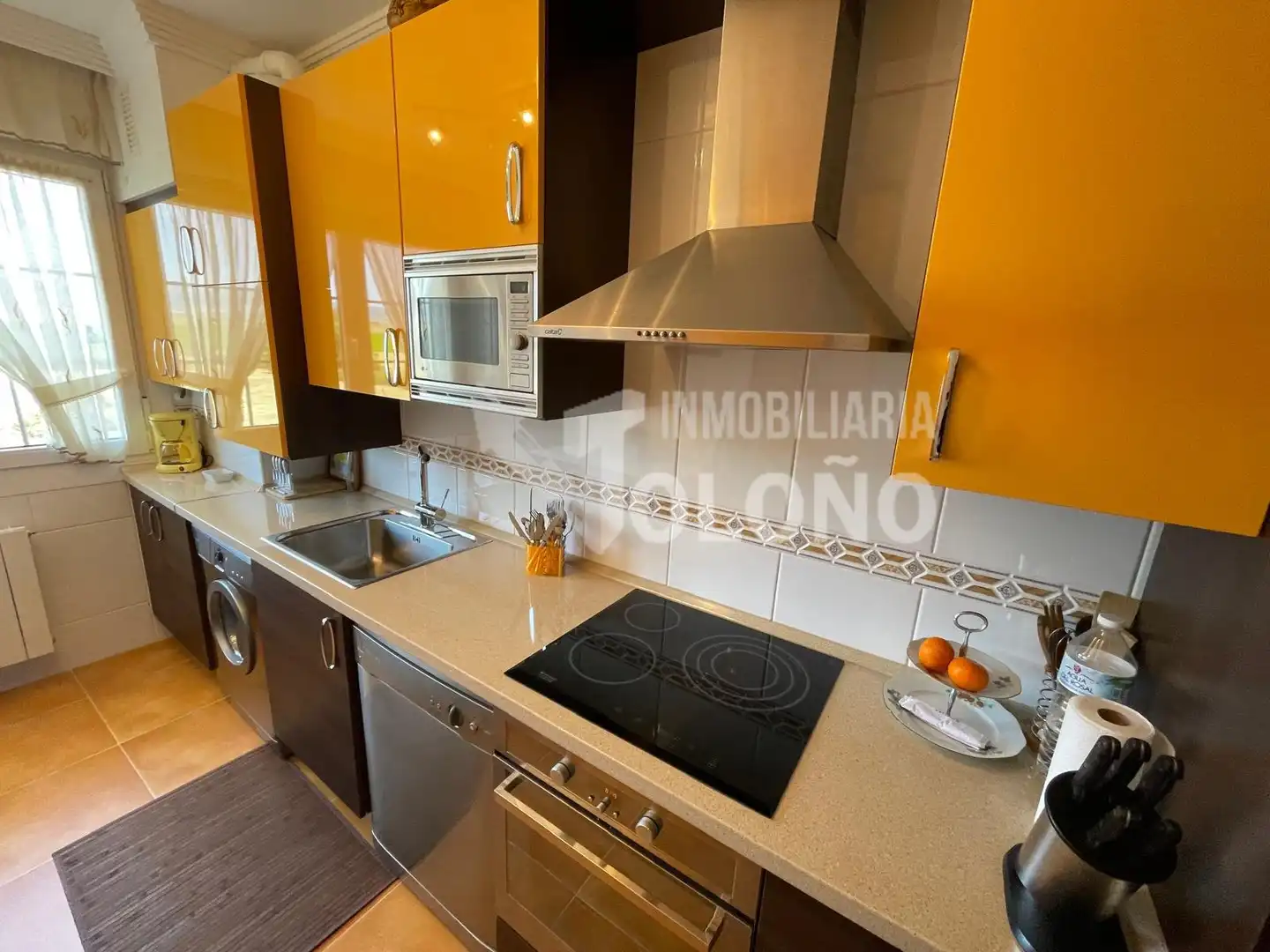 Cocina de Dúplex en venta en Castañares de Rioja con Calefacción, Parquet y Terraza