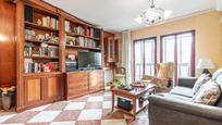 Living room of Flat for sale in  Madrid Capital  with Heating, Terrace and Balcony