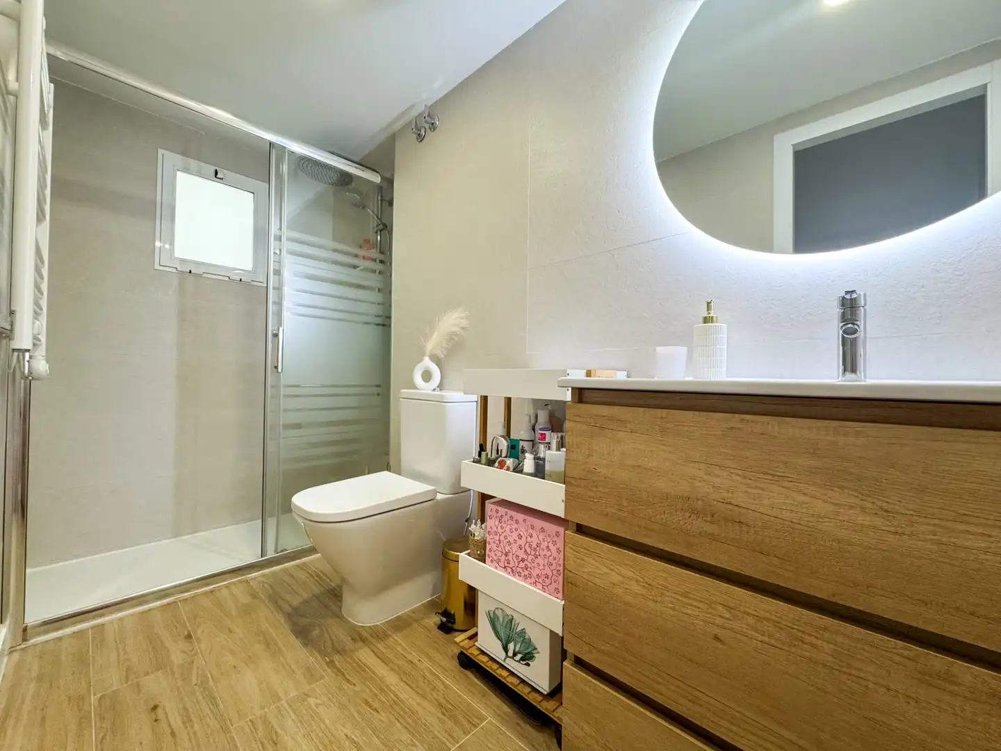 Bathroom of Flat for sale in Caldes de Montbui  with Air Conditioner, Parquet flooring and Oven