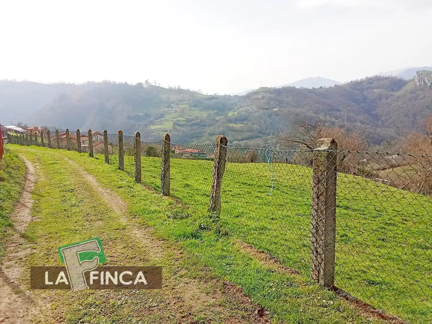 Residencial en venda en Oviedo 