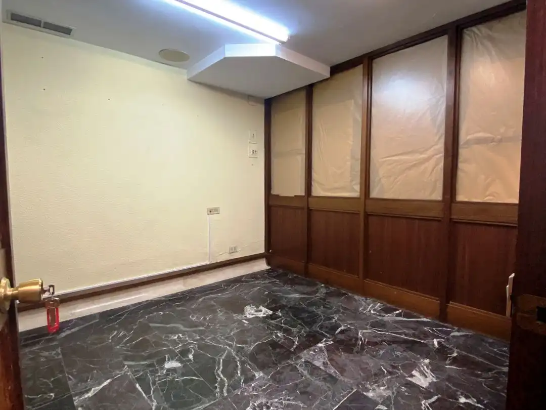 Local en venta en Donostia - San Sebastián  con Aire acondicionado