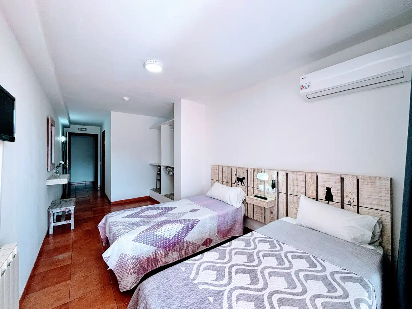 Bedroom of Commercial properties for sale in Teror  with Air Conditioner, Heating and Furnished