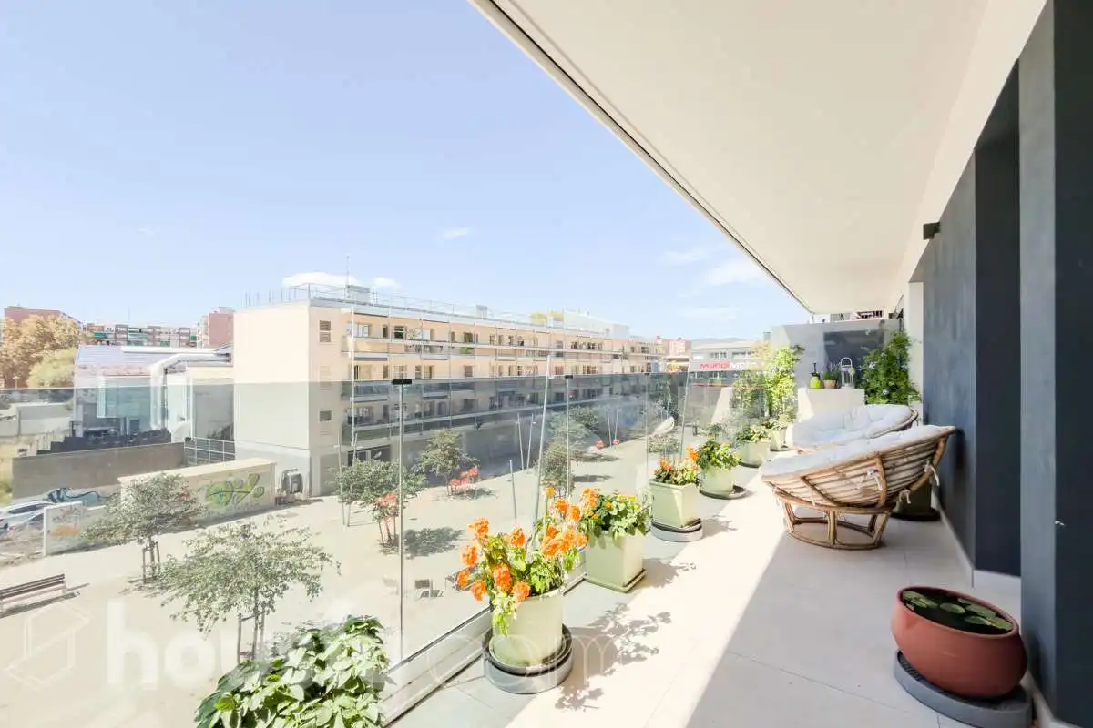Terrassa de Pis en venda en Sant Adrià de Besòs amb Aire condicionat, Calefacció i Parquet
