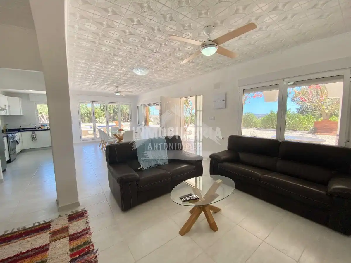 Sala de estar de Casa o chalet de alquiler en Aspe con Calefacción y Amueblado
