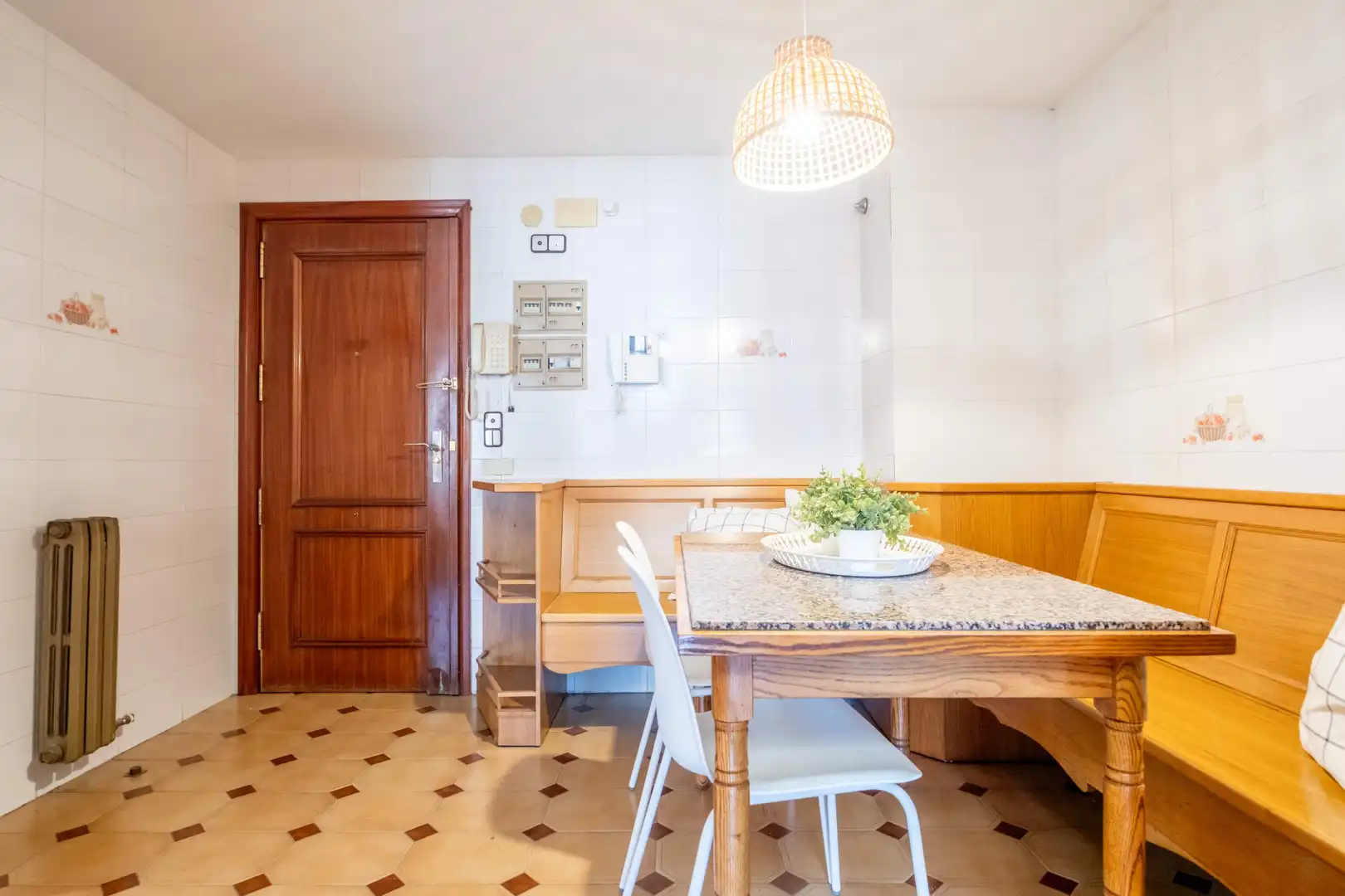 Dining room of Flat for sale in Zaragoza  with Air Conditioner, Heating and Terrace