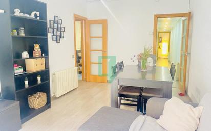 Flat for sale in Badalona  with Air Conditioner