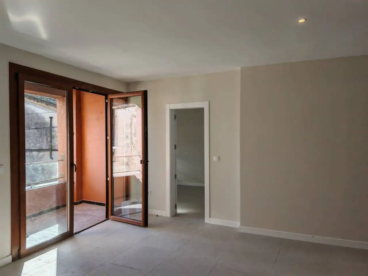 Piso de alquiler en Albons con Aire acondicionado, Terraza y Balcón