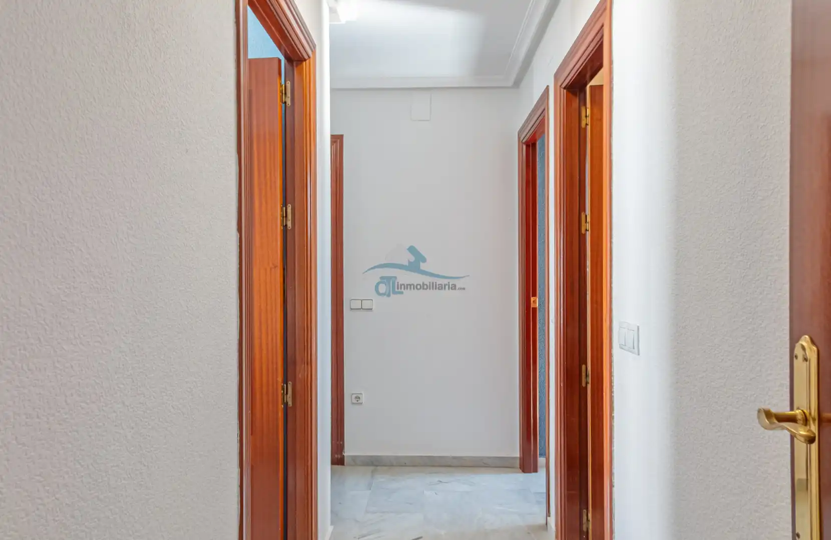 Flat for rent in Linares  with Air Conditioner, Heating and Furnished