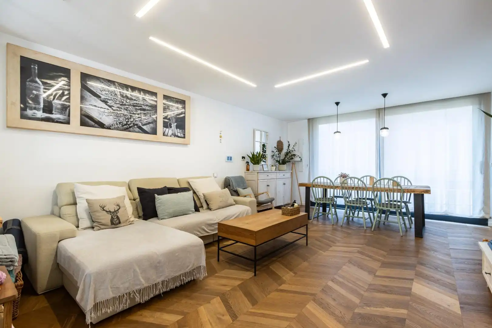 Sala d'estar de Casa o xalet en venda en Sant Llorenç Savall amb Calefacció, Jardí privat i Parquet