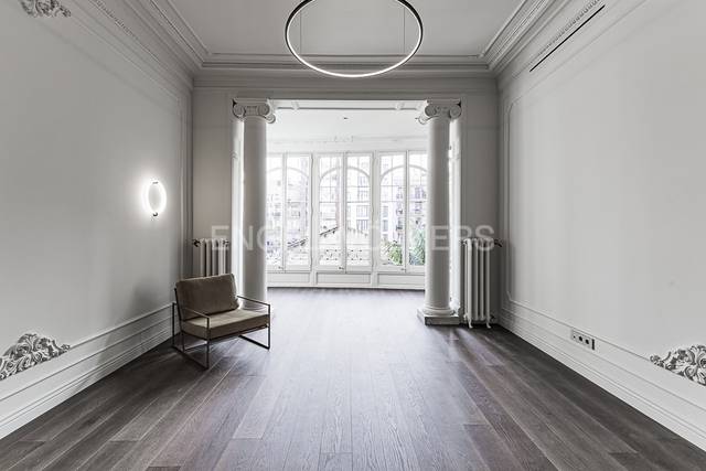 Apartamento en Venta en Casp en Dreta de l'Eixample