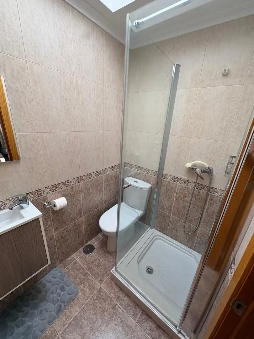 Baño de Ático de alquiler en Mondariz-Balneario con Calefacción, Terraza y Trastero