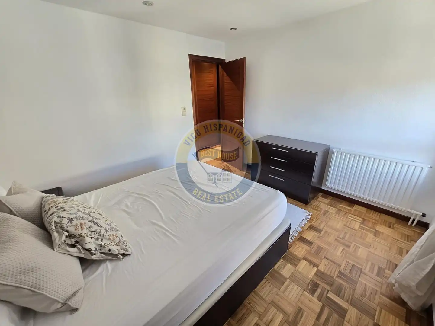 Bedroom of Flat for rent in Vigo   with Heating and Furnished