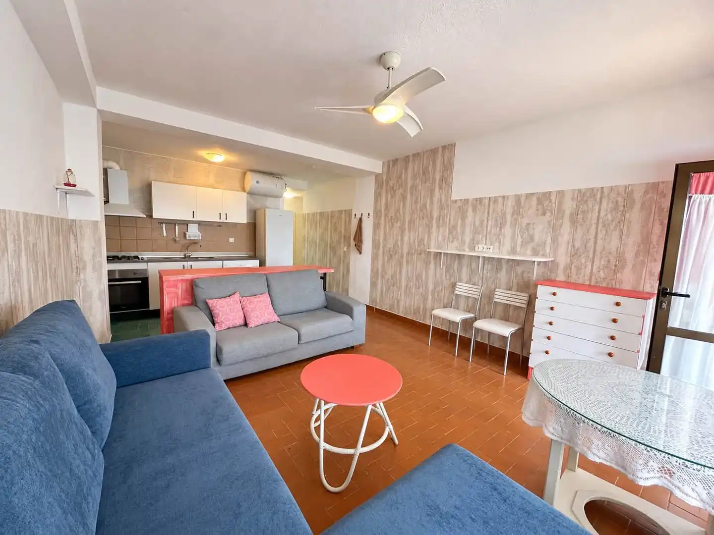 Living room of Apartments for sale in Retamar