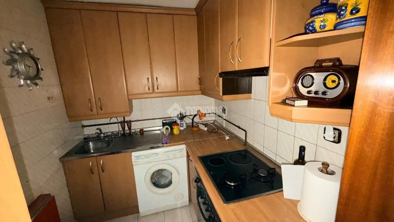 Küche von Wohnung zum Verkauf in Madrid mit Klimaanlage und Balkon