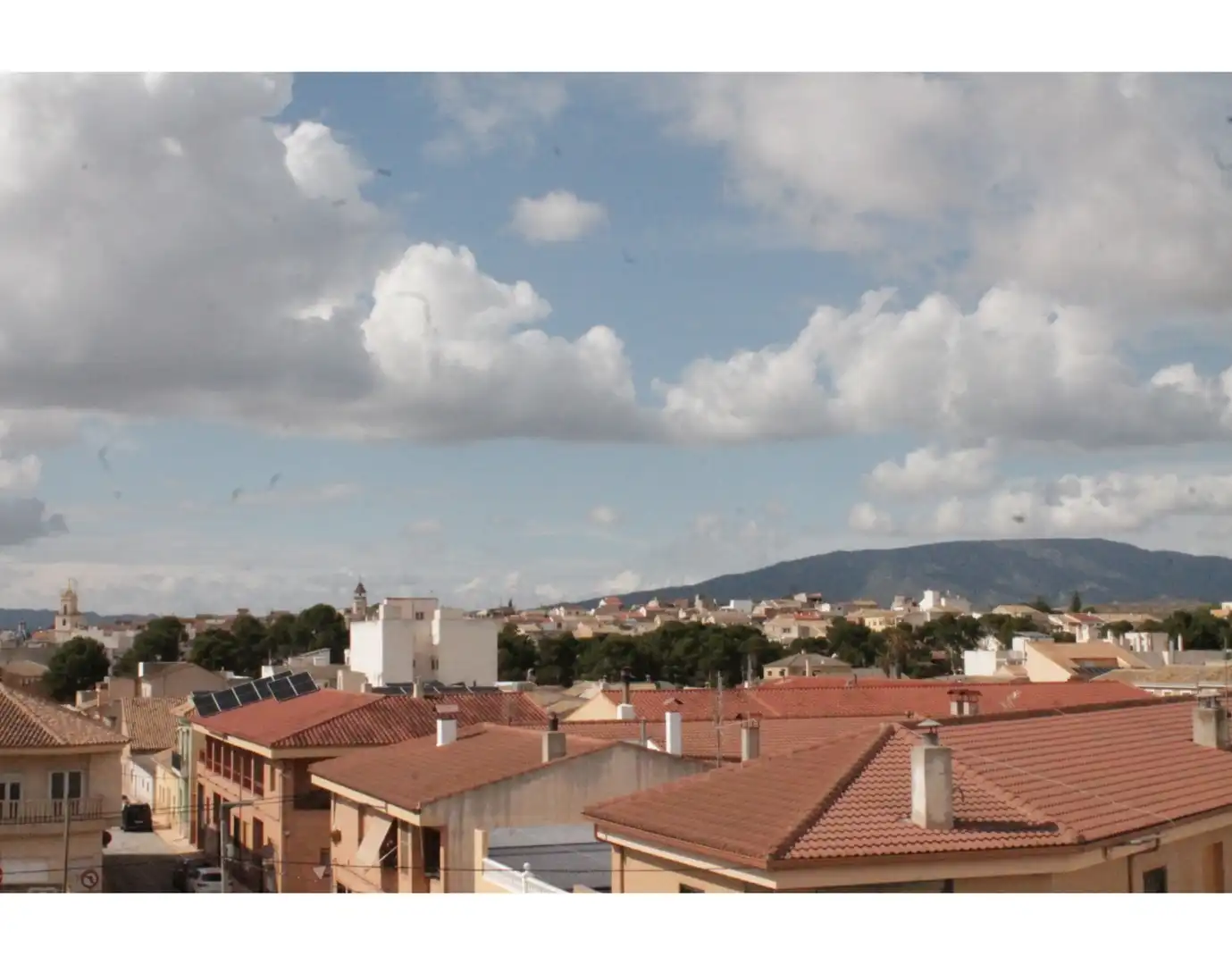 Vista exterior de Casa adosada en venta en El Pinós / Pinoso
