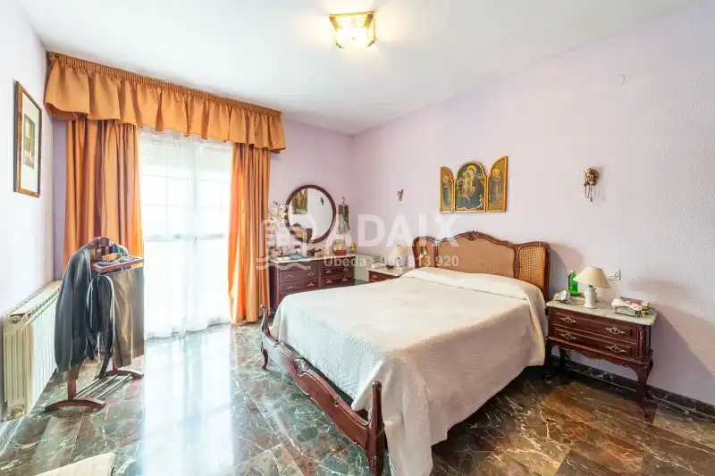 Bedroom of Houses for sale in Úbeda  with Air Conditioner, Heating and Terrace