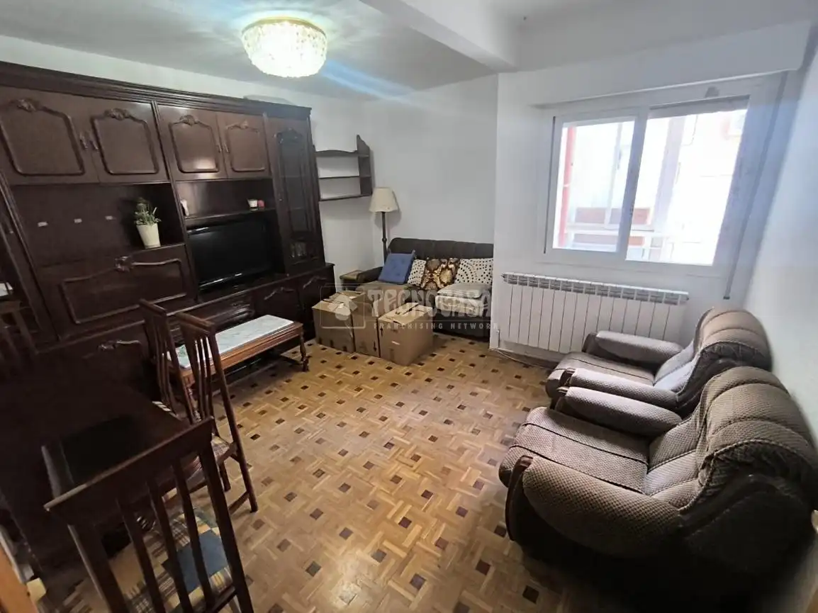 Sala de estar de Piso en venta en Madrid con Calefacción y Parquet