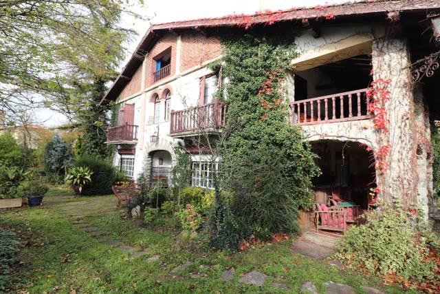 Casa-chalet en Venta en GAMARRA en Abetxuko
