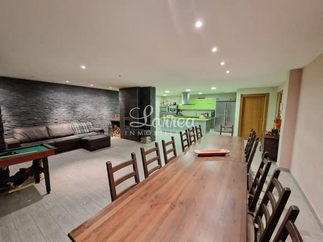 Detached homes for sale in Areatza  with Heating, Private garden and Storage room