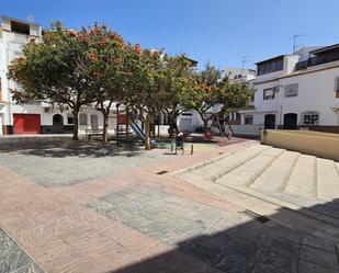 Vista exterior de Pis en venda en Motril amb Aire condicionat i Traster