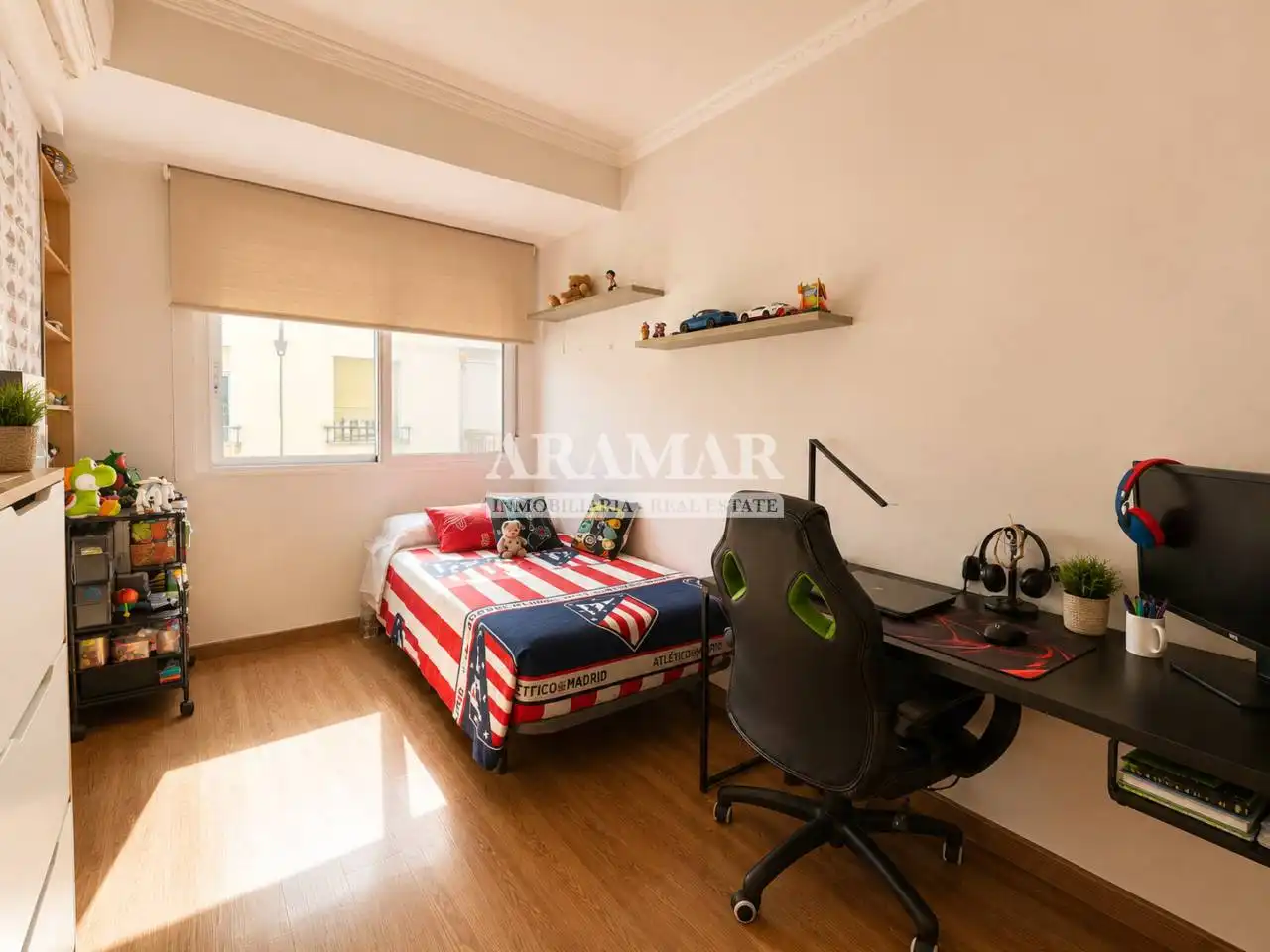 Habitación de Piso en venta en Pego con Aire acondicionado, Parquet y Balcón