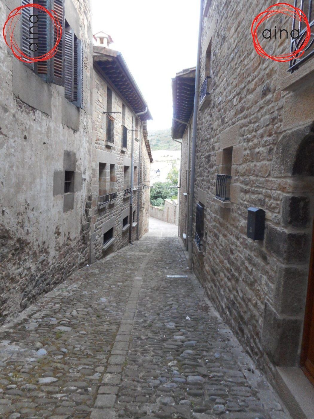 Vista exterior de Finca rústica en venda en Monreal / Elo amb Moblat