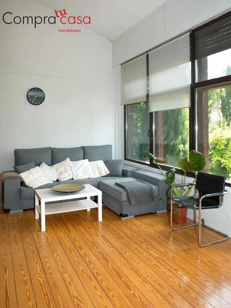 Living room of Houses for rent in Segovia  with Heating, Private garden and Storage room