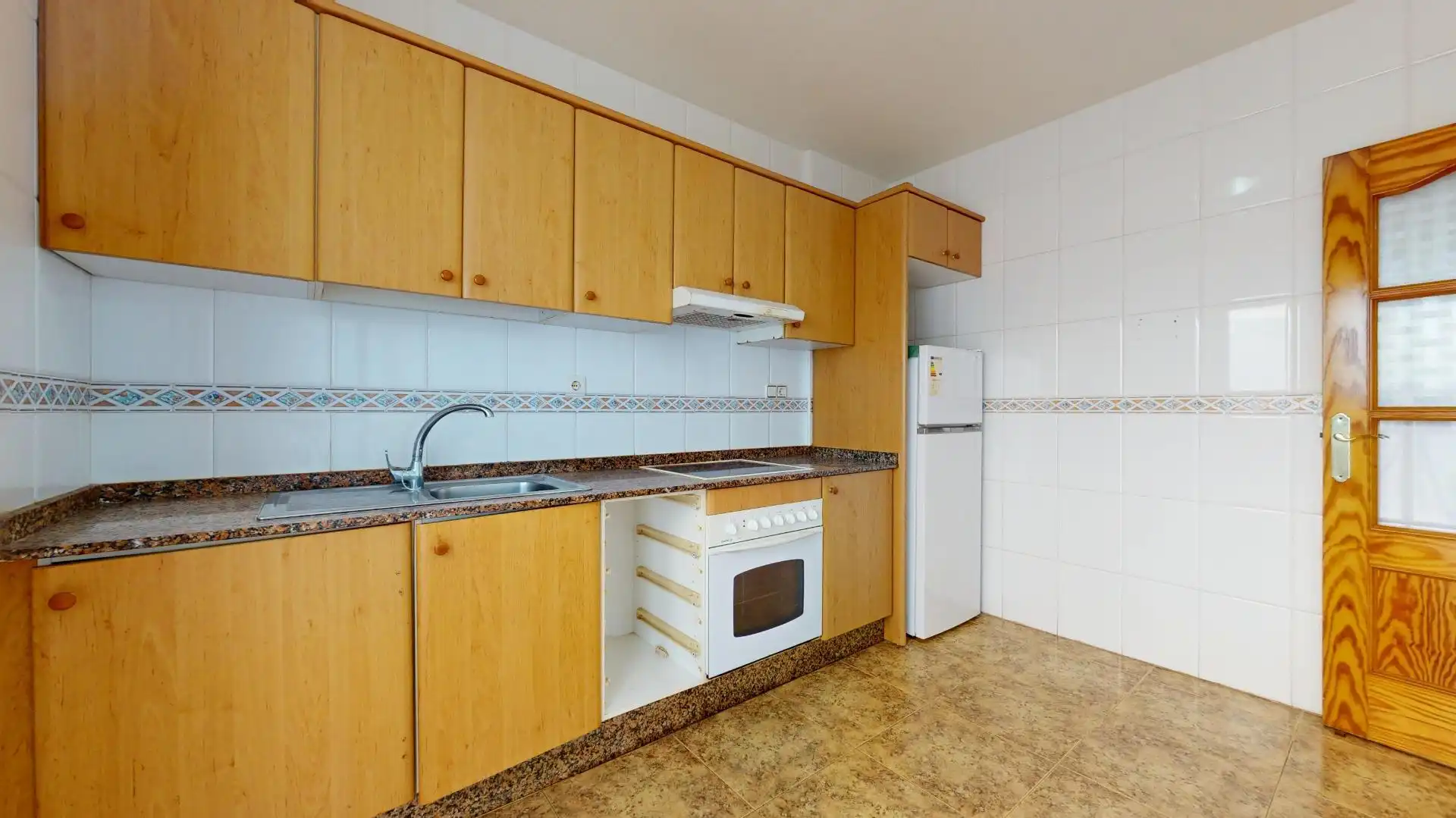 Cuina de Pis en venda en Pilar de la Horadada amb Aire condicionat, Terrassa i Moblat