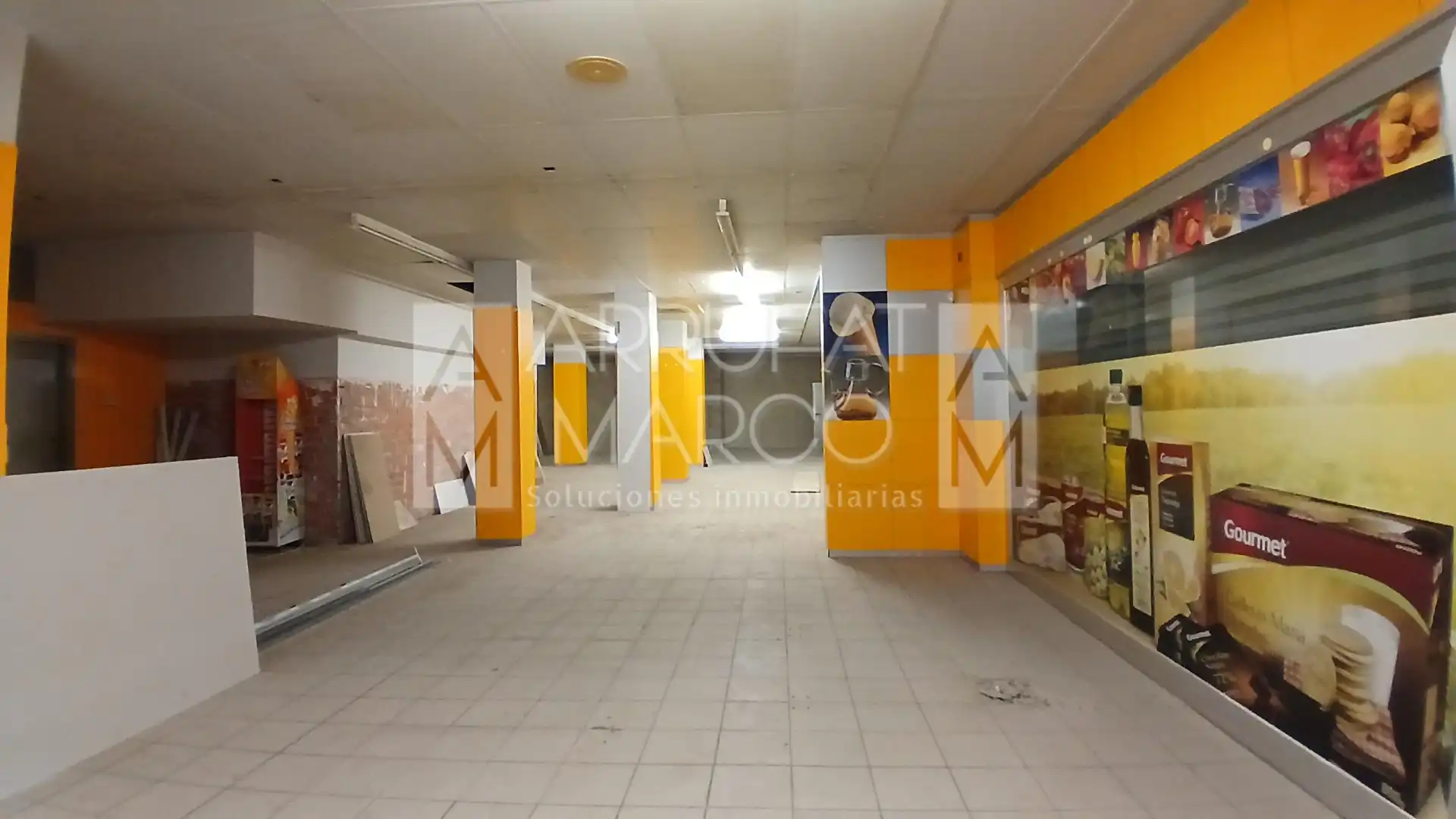 Local comercial en alquiler en Avenida Alemania-Italia, imagen 2