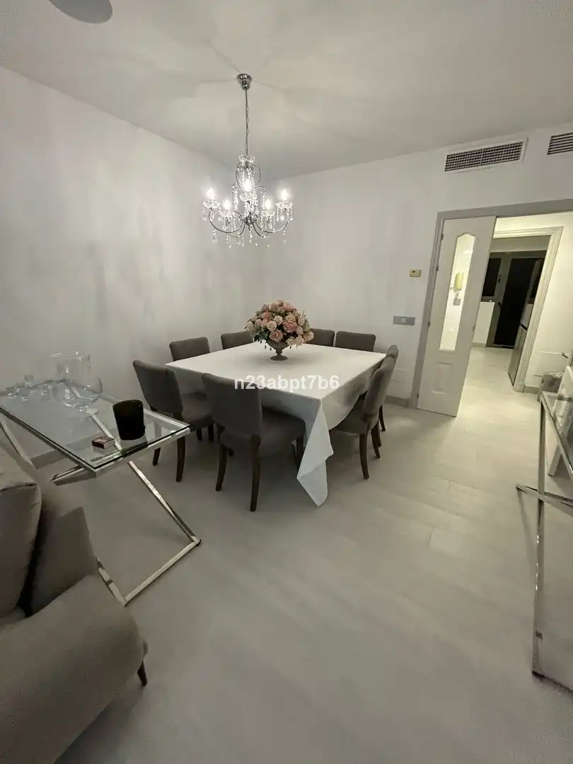 Apartamento con piscina en venta en Calle Pico Alcazaba 21, imagen 7
