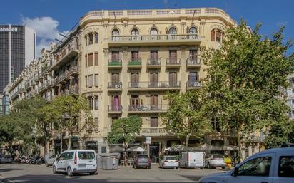 Vista exterior de Local en venda en  Barcelona Capital