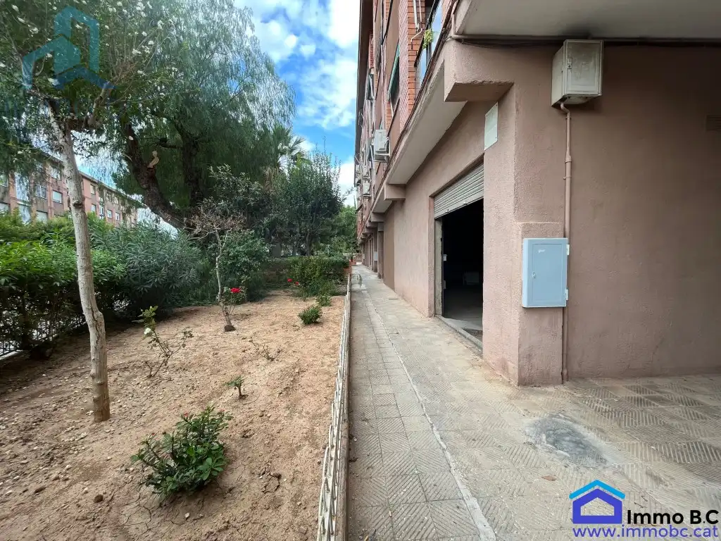 Business premises for sale in Campclar