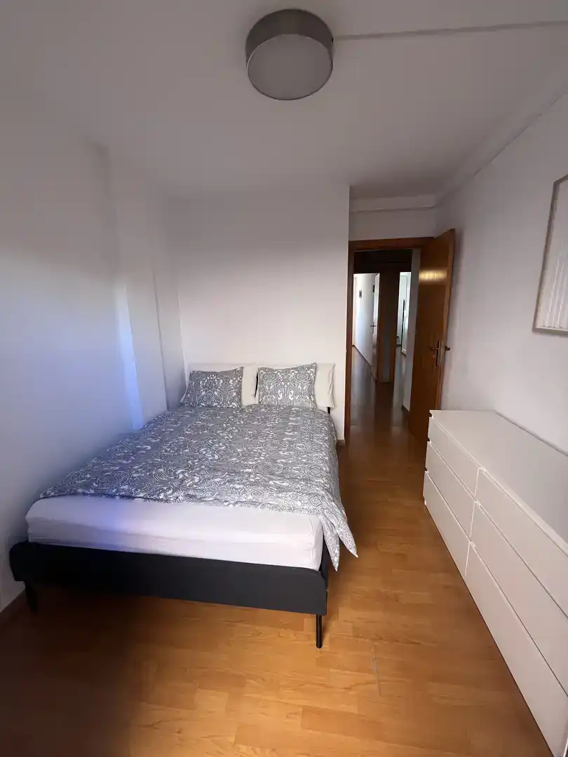 Habitación de Piso de alquiler en  Palma de Mallorca con Aire acondicionado, Parquet y Amueblado