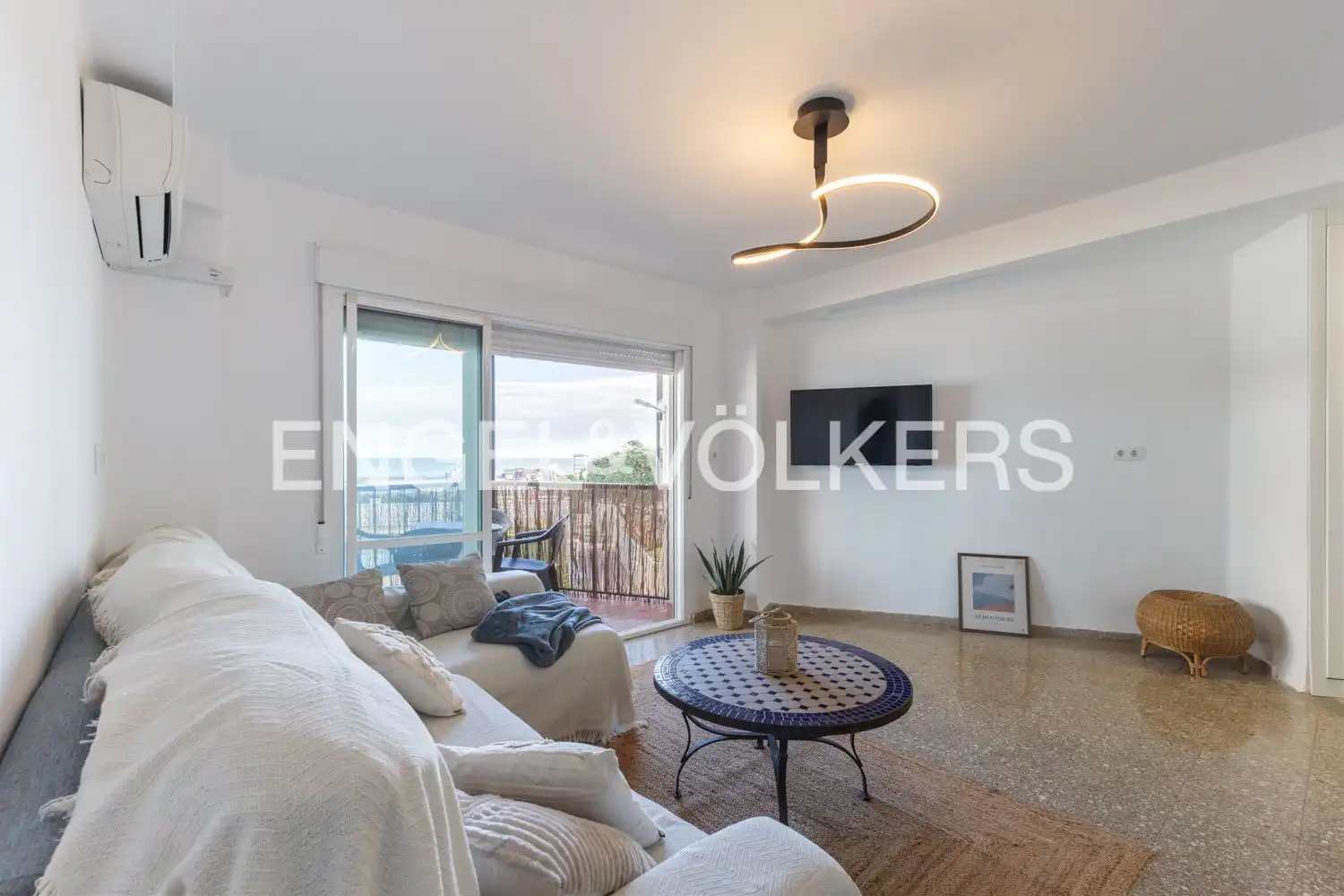 Terrasse von Wohnung zur Miete in El Puig de Santa Maria mit Klimaanlage, Heizung und Privatgarten