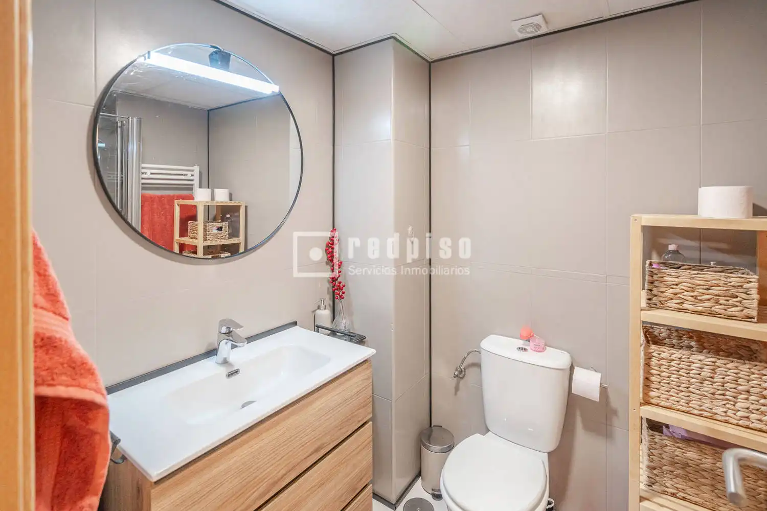 Badezimmer von Wohnung zum Verkauf in Arroyomolinos (Madrid) mit Klimaanlage, Heizung und Privatgarten